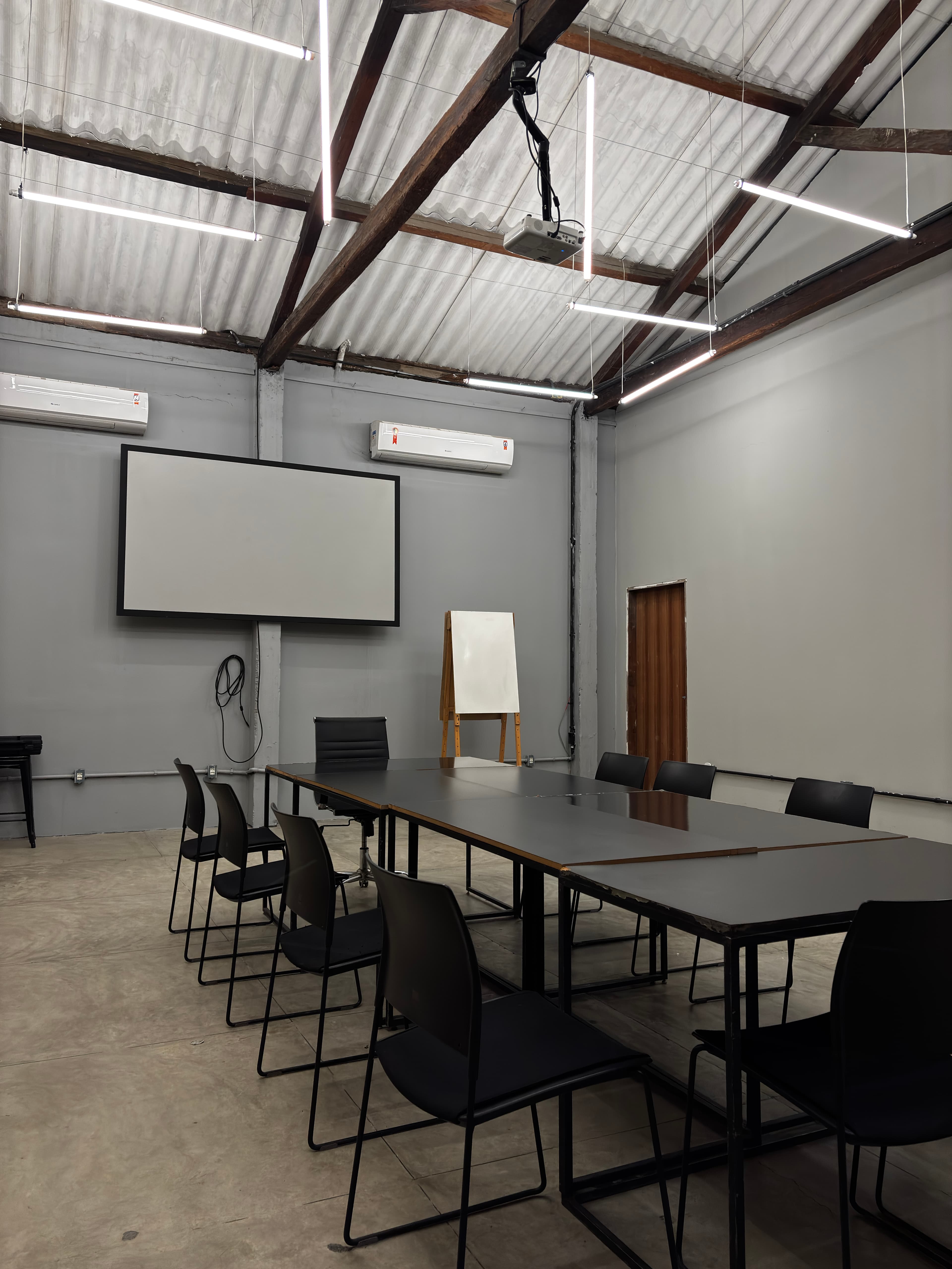 Salas do HUB FDS em sequência