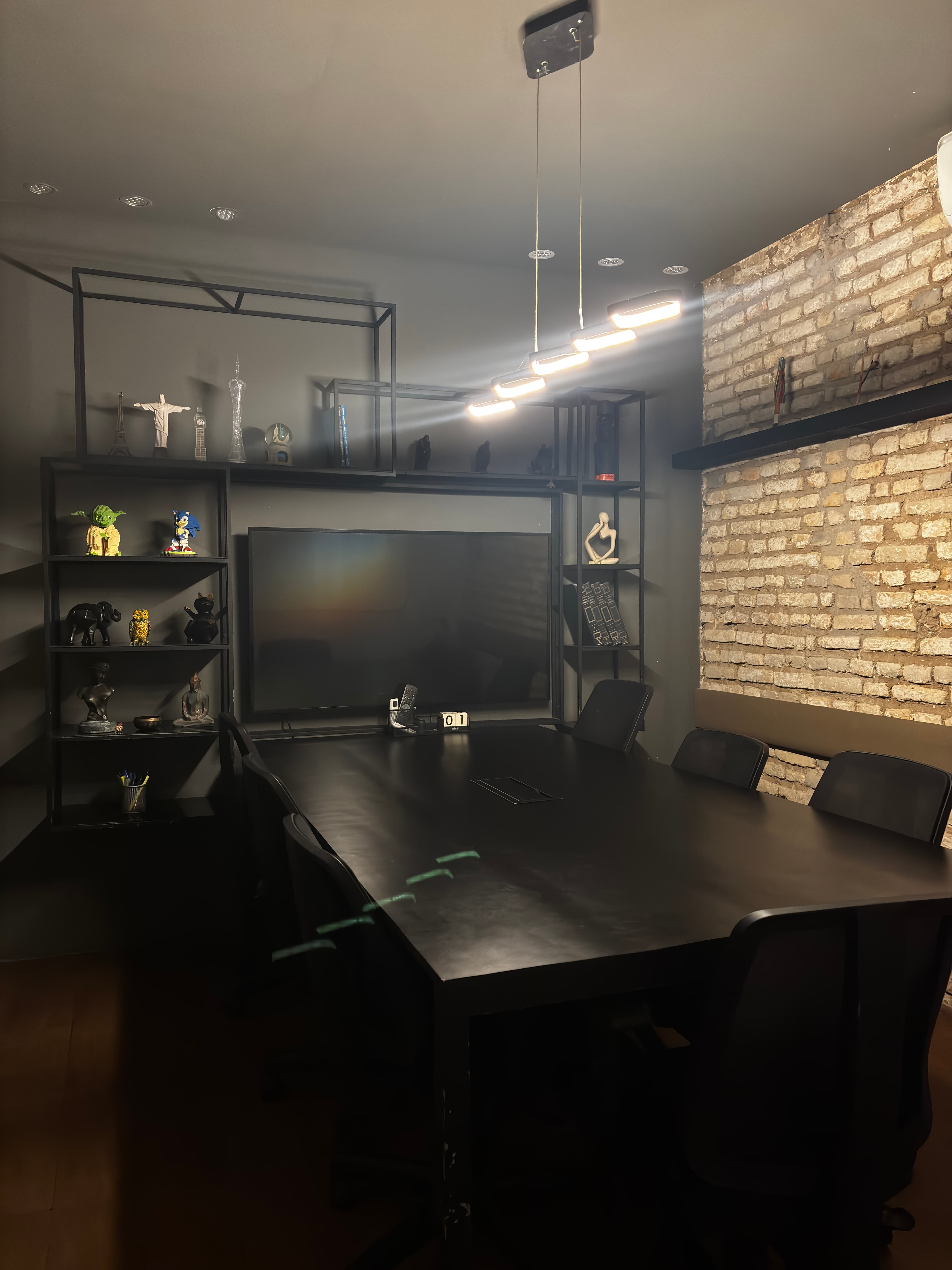 Salas do HUB FDS em sequência